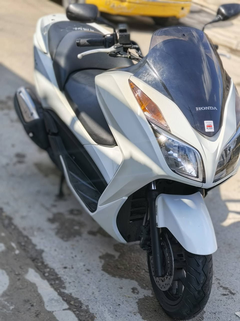 0/12 ياباني ابحالة لوكالة مال رمبه دراجة جديده كفالة  عامه ماشية ٣٠ ألف  أوراق المزاد + كتلوك + وصل المعرض   للبيع السعر    16$ونص   وبيه مجال قليل مكاني شعب   ***********
