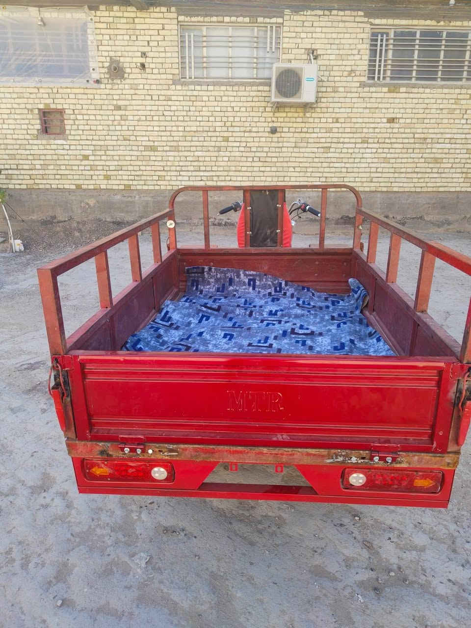 سلام عليكم ستوته البيع مديل 2020 السعر مليون و350 رقم الهاتف*********** وراق اصولي مداور من وكيل بسمي شاصي مكفول  نقص باتري مابيه  العنوان النجف حي نداء عامود 22
