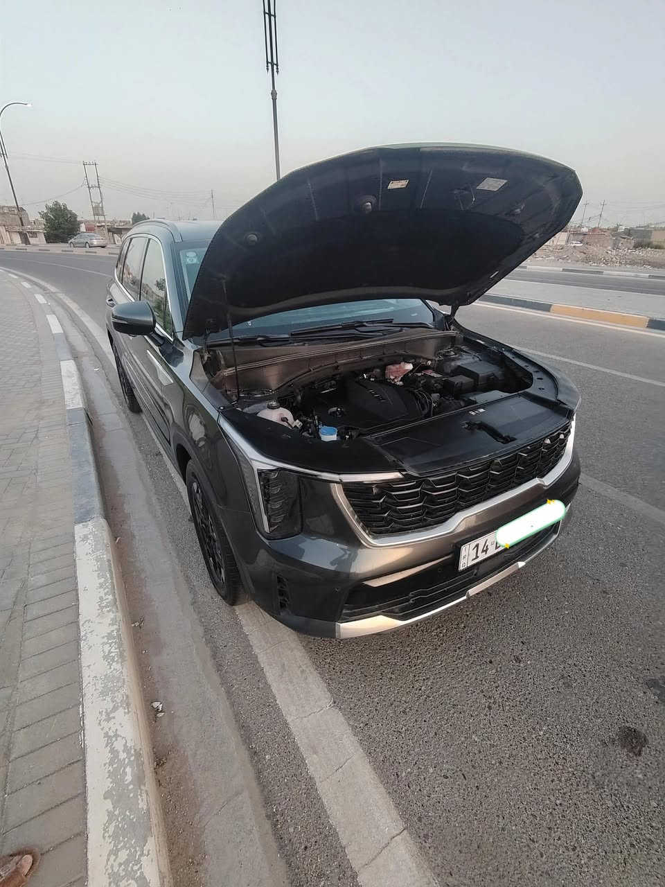 السلام عليكم.. 
           سورنتو 💥2024💥 KiA
#الرقم : 🇮🇶 بصرة 🇮🇶
للاستفسار الاتصال على الرقم 
*********** واتساب 
#المواصفات :✈️✈️✈️
▪️السيارة : كيا سورنتو 
▪️الموديل : 2024
▪️المحرك: 2.5 GDI (اربعة سلندر)
▪️ سبعة راكب
▪️عداد المسافة : 28 الف ميل
▪️لايتات زينون عالي وناصي مع حاجب LED
▪️نقطة عمياء 
▪️بصمات ابواب مع بصمة تشغيل 
وتشغيل عن بعد
▪️تحكم فول كهرباء لكرسي السائق 
▪️توقف ذاتي
▪️تبريد قطعتين امامي وخلفي
▪️تدفئة لكراسي المقدمة
▪️قيادة تفاعلية
▪️جنطة كهرباء
▪️رادار امامي
▪️كاميرا خلفية
▪️شاشة كبيرة
▪️سستم صوت BOSE الشهير
▪️حساسات امامية وخلفية
▪️تحديد سرعة
▪️تحكم ستيرن جهتين بلوتوث وحاكية  
▪️نظام ABS مانع انزلاق

السعر 🔥🔥🔥 260$  وبيهة مجال
