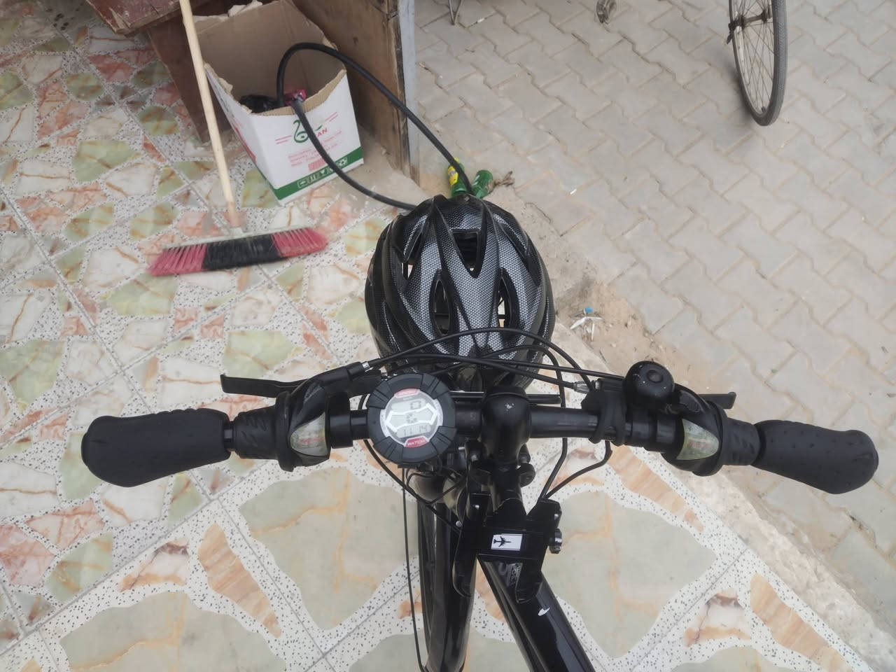 بسبب لمواعيد لكذابه سلام عليكم اسم لبيسكل  أوفيس برس باله معدن المنيوم حجم 28 ويل حساس وكير خلفي 7نمر. ومامي 3نمر ولقفل كله بلادي وهلن وسهلن بكاني بغداد لسعر 250بي مجال


**إذا كنت صاحب هذا الإعلان وتريد حذفه لأي سبب، رجاءا أرسل رسالة إلى الدعم الفني**