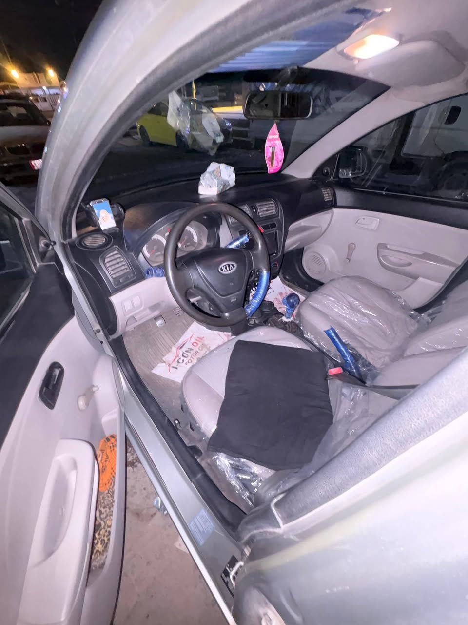 كيه بيكانتو موديل ٢٠٠٩ كير عادي


**إذا كنت صاحب هذا الإعلان وتريد حذفه لأي سبب، رجاءا أرسل رسالة إلى الدعم الفني**