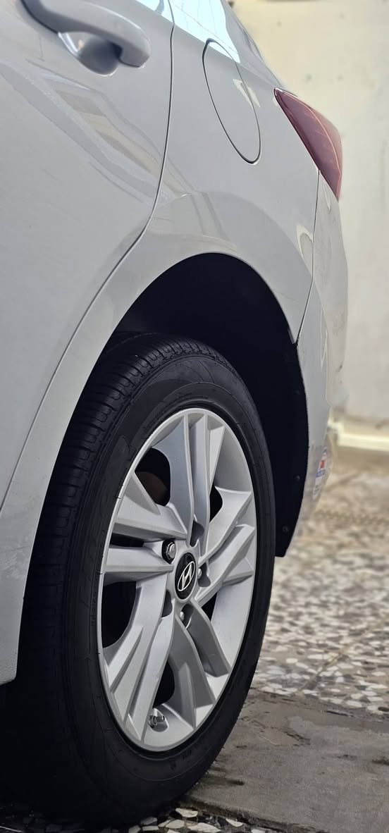 سلام عليكم للبيع النتره 2019وارد امريكي حادث ربع جاملغ خلفي وشويه من الجنطه رقم بابل بسمي انكليزي يساره جاهزه من كلشي دوشمه تنته ورضيه وكشنات وسفاري وجنطه مكاني نجف حي النصر الشراي يجي خاص سعر ١٤٠ ولي ميعجبه السعر كلشي اكو بسوك كير ايتي


**إذا كنت صاحب هذا الإعلان وتريد حذفه لأي سبب، رجاءا أرسل رسالة إلى الدعم الفني**