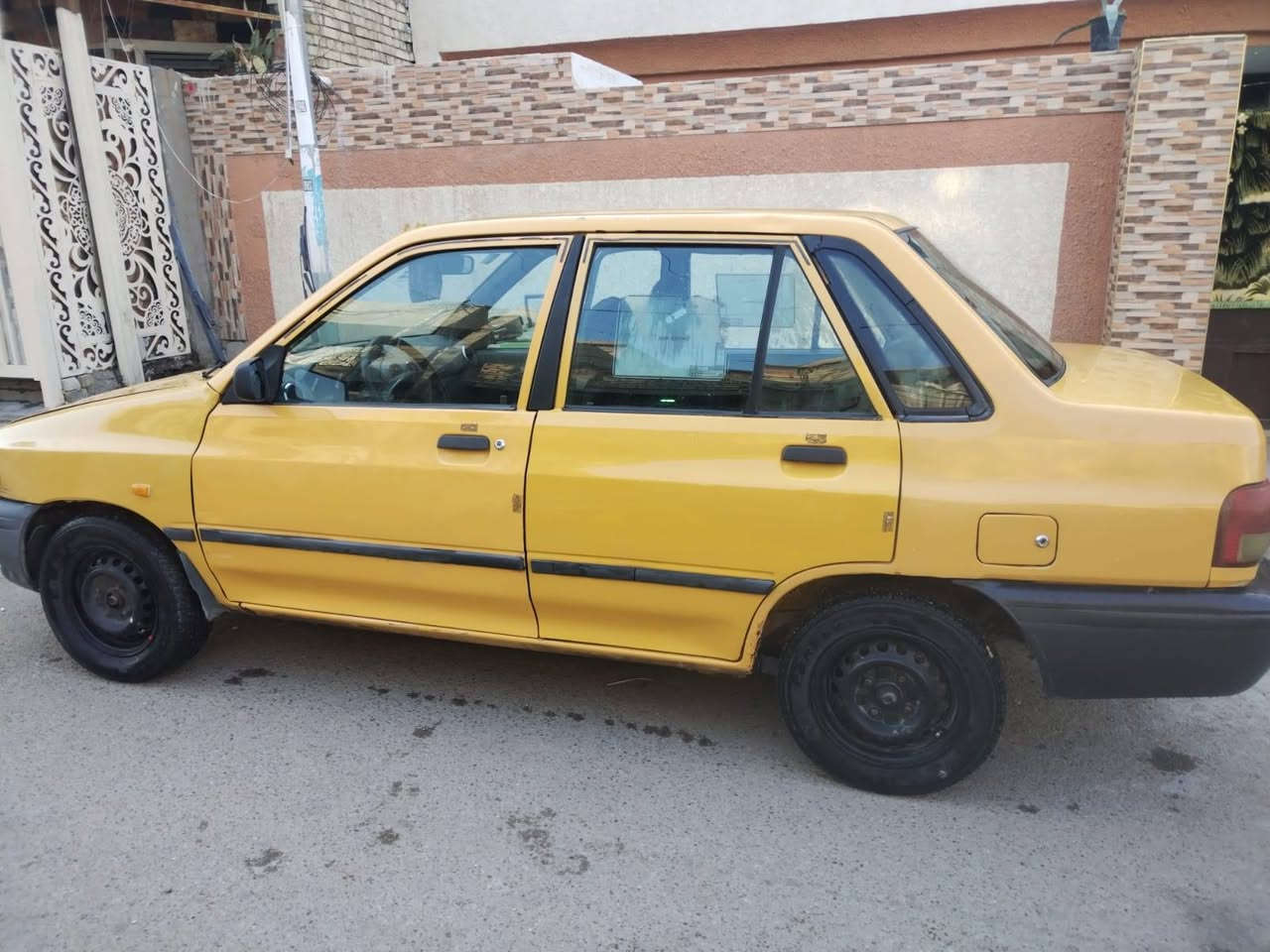 السلام عليكم سايبا 2015 باسمي رقم انكليزي بغداد كير ومكينه نضيف كلج جديد تحويل مباشر السعر ٢٨ عنوان السيارة تقاطع درويش ***********
