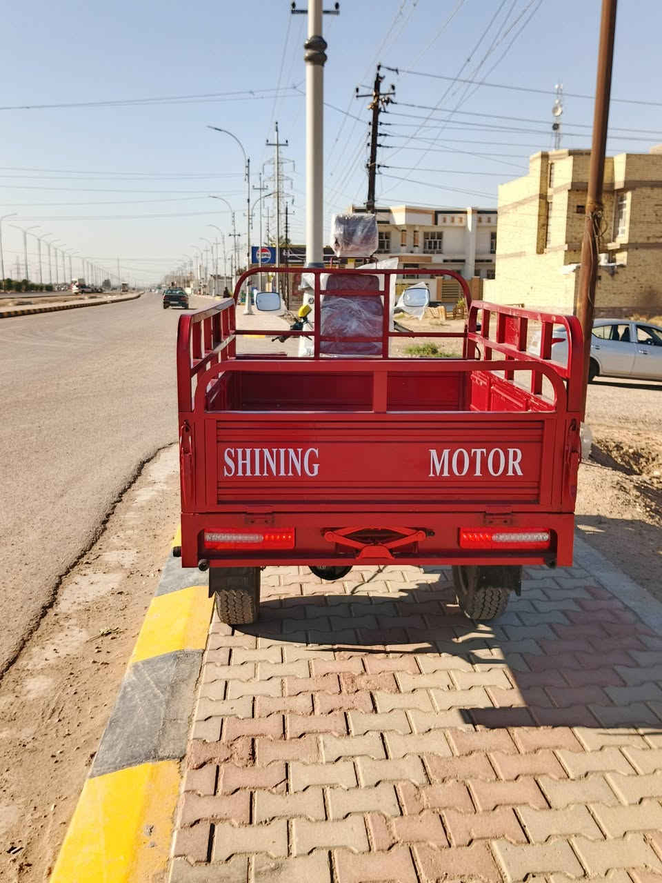 ***********
السلام عليكم 23 جمرك ما صار 20 يوم من طالعه سعر 2850 وبيها مجال بسيط للشرائع مكاني الانبار فلوجه صقلاويه
