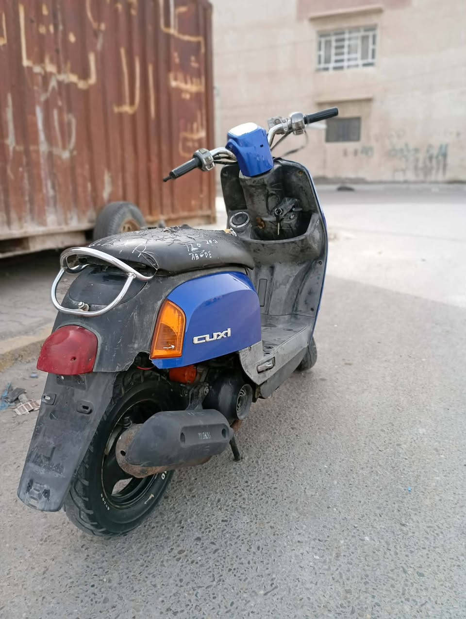 السلام عليكم للبيع بوليس كابريتر💙دراجة شغالة نكرة سلف كهربائيات كلهة شغالة مكينة ناعمة شلعة ومعدل خير من الله كل نقص مابيهة دراجة كلهة بلادية كلهة شغالة قفل جنطة وقفل ستيرن كلهة شغالة 

السعر 475وبيهة مجال 

مكان بغداد شعب 
شراي تعال خاص او اتصل ***********
