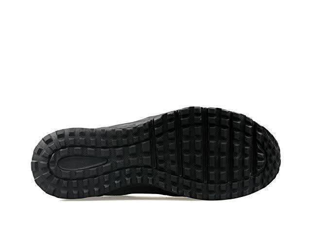 ماركة سكيجر  موديل حديث    
قياس 43        CM 28
اي استفسار على الخاص   رقم الهاتف/***********
يوجد توصيل جميع محافظات العراق
