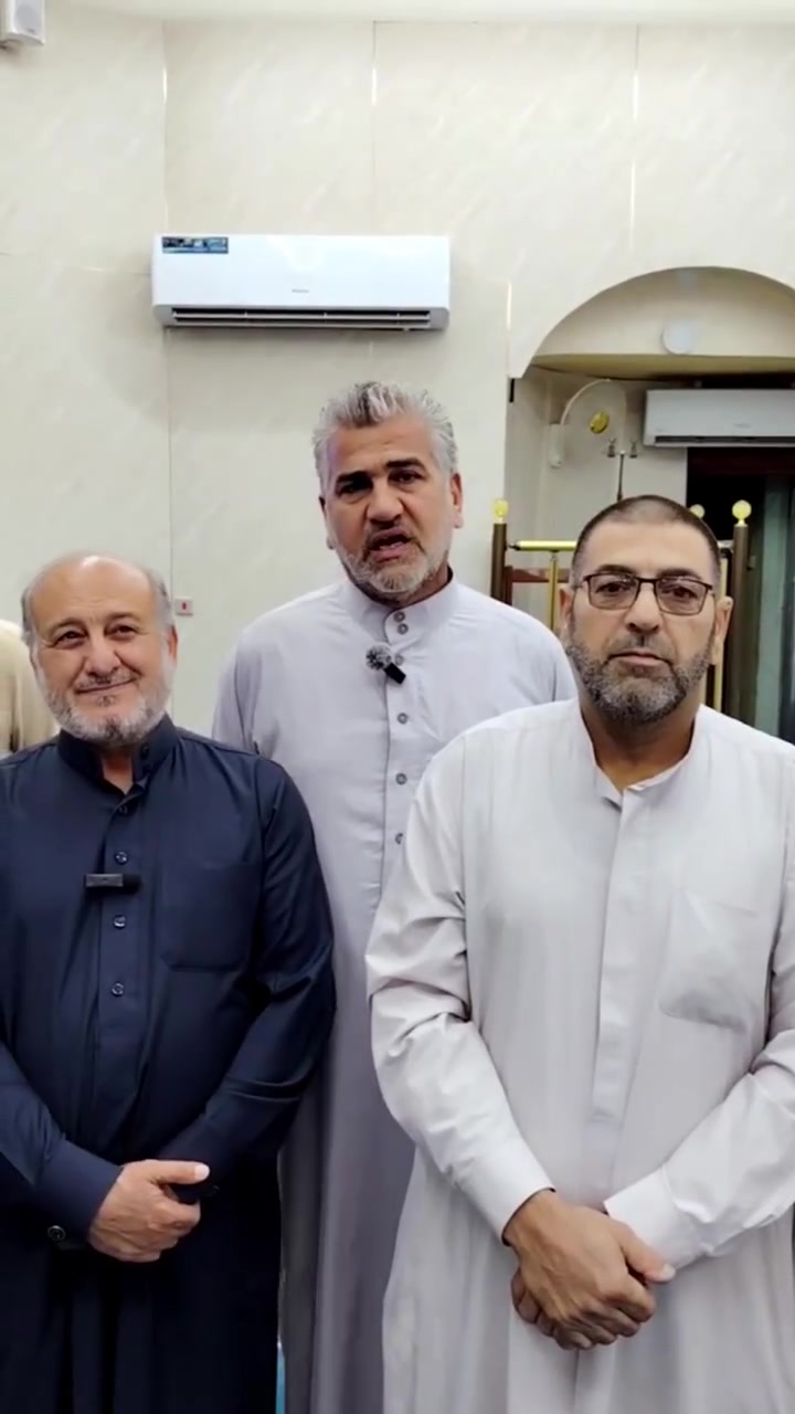 قال النبي صلى الله عليه وسلم: "من دل على خير، فله أجر فاعله" رواه مسلم.
اطلق مصلو جامع صهيب الرومي (رضي الله عنه)
بغداد - الدورة - حي الوادي
حملة شعبية لتوسعة المسجد
وذلك بشراء أرض مجاورة والحاقها بوقف المسجد
قيمة سهم الوقف مليون دينار ما يعادل نصف متر مربع وبإشراف لجنة من مصلي الجامع
سائلين الله سبحانه القبول
ساهم ولو بالقليل
فالدال على الخير كفاعله
https://sohaib-donation-page.vercel.app/


**إذا كنت صاحب هذا الإعلان وتريد حذفه لأي سبب، رجاءا أرسل رسالة إلى الدعم الفني**