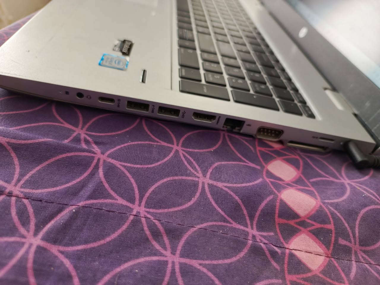 HP PROBOOK G4 السلام عليكم يوجد لابتوب نظيف جدا نوع
ملاحظة مهمة الجهاز ممكن تترقية الرام واضافة هارد ساتا ومشغل اقراص
  البروسيسور ثماني المسارات Core i5 جيل 8
 RAM DDR4   8GB
  سامسونك SSD M.2  256GB
 شاشة  دقة (1080*1920)  led hd  15.6  إنج
 أداء قوي وسريع جداً
 مناسب للشغل  والدراسة والتصفح والتنقل بسلاسة وخفة
 فتح سريع للبرامج والملفات
 - يحتوي بطارية الاصلية  جيدة جدا عملي ويعتمد عليه يومياً
كيبورد عملي يعطيك راحة وسلاسة بالاستخدام
 يتحمل الاستخدام القوي بدون تعب
 سرعة تفرق فعلاً بالشغل اليوم استخدامات اللابتوب:
   رسم هندسي بالاوتوكاد 2022 منصب جاهز وشغل
 دراسة واستخدام يومي
 أوفيس وبرامج وويندوز 11 برو مفعل ومحدث(يعني جاهز للعمل )
 جهاز يجمع القوة، السرعة، بنفس الوقت
- السعر 250 الف مع والشاحنة
الاتصال لطفا  واتس اب فقط غير متواجد على الفيس
***********
( اخوان المهتم يتواصل عل الواتيس لان ماعندي وقت للتعليق ويتدلل)
