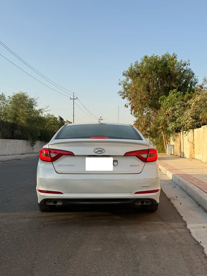 🚗 للبيع | هونداي سوناتا SE موديل 2015 وارد أمريكي 🇺🇸

فئة السيارة SE اعلى فئة بالسوناتا 
ثلاث وضعيات قيادة بمحرك GDI
سعة المحرك 2.4L
السيارة ماشية  (93.940ميل )

• محرك وجير بحالة ممتازة
•السيارة مابيها حادث فقط بنيد مبدل 
•بيها خدوش بسيطة (تحتاج إلى بوليش)
•الصدر والحداية بحاله جيدة 
•تبريد السيارة ممتاز جداً وبارد 
•غرفتها ممتازة ونظيفة جداً

 سيارة ممتازة للاستخدام اليومي وللسفر، جاهزة ولا تحتاج أي مصروف مهم.

سعر السيارة 107 وبيها مجال بسيط 

تحويل مباشر 
ماكن السيارة كربلاء المقدسة 
📞 للاستفسار أو المراسلة : 
***********

الله يرزق البائع والمشتري.
