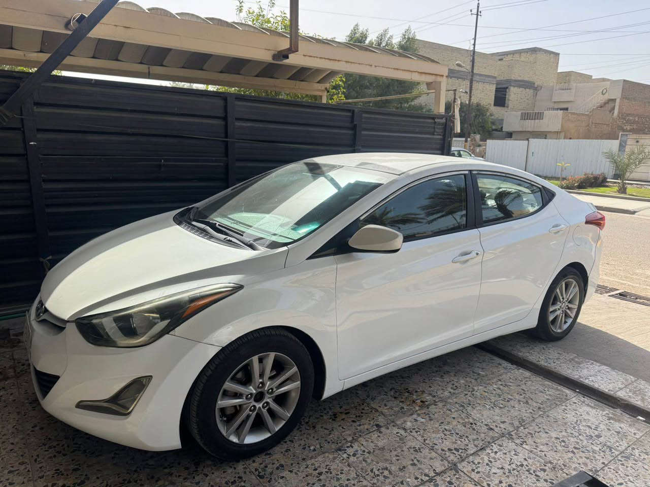 النترا 2014 وارد أمريكي سونار مرفق وياه لون ابيض قطعتين صبغ سياره جاهزه مناقصه شي مكانه بغداد سعره 105 وبيه مجال *********** Colombo, Sri Lanka
