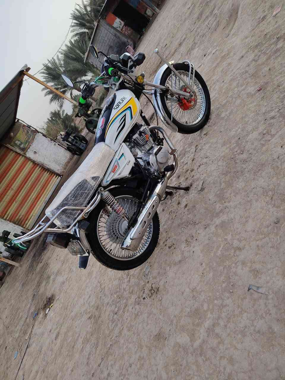 السلام عليكم دراجه للبيع تايجر اوراق كامله 2024 طالعه ب 2025 مقفوله كفاله عامه ماا دراجه مال جناي السعر 650 وبيها مجال بسيط حق الجيه مكاني بالحمزه الغربي والاستفسار على هذا الرقم***********
