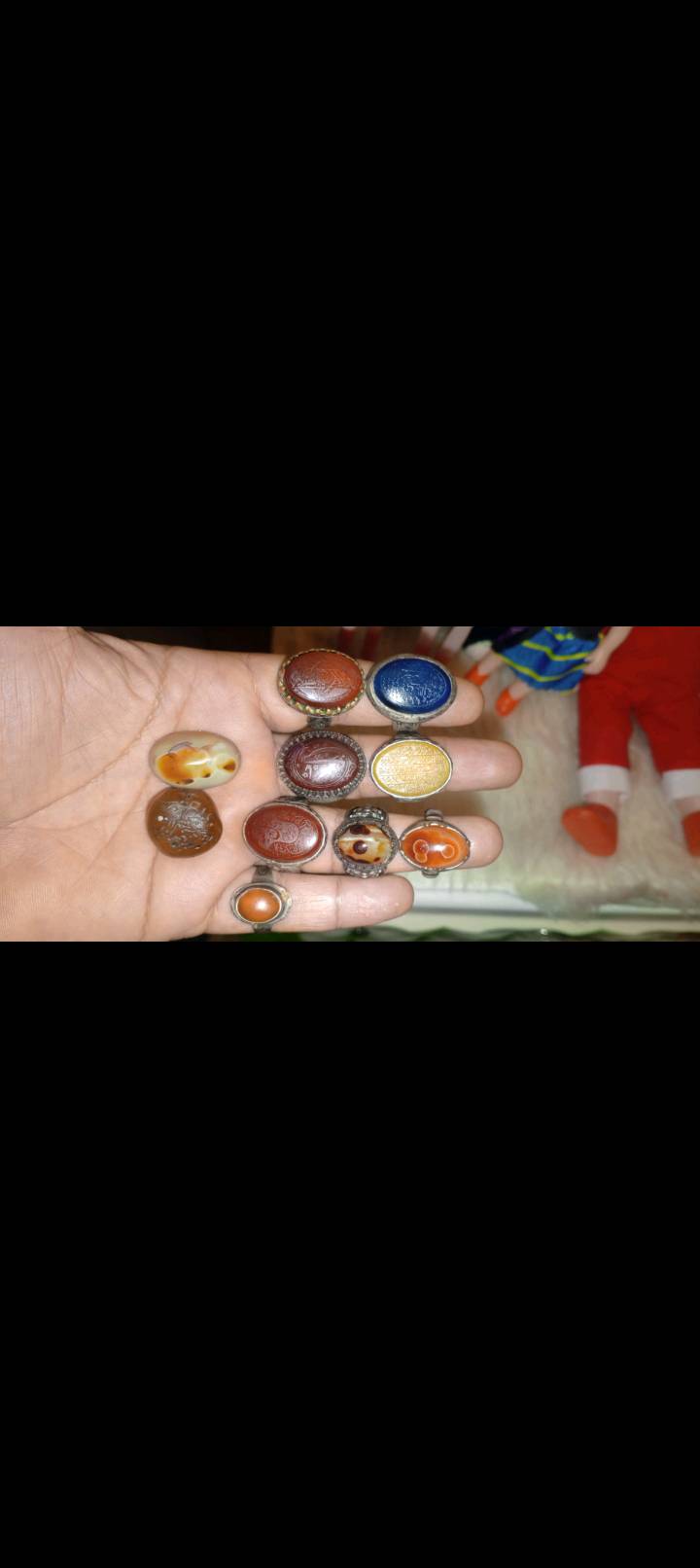 البيع خواتم قديمه فضه عيار 925 حجز اصلي فعال سعرالف25 قفل وذا شلع تريد علا الف 20مناسب فقط شراي يتصل علا رقم*********** او يجي  خاص من رخصه الادمن المحترم وافق ربي يرزقك انشالله باب رزقي اذ مكان بغداد توصيل ماعندي بيع مفرد وشلع