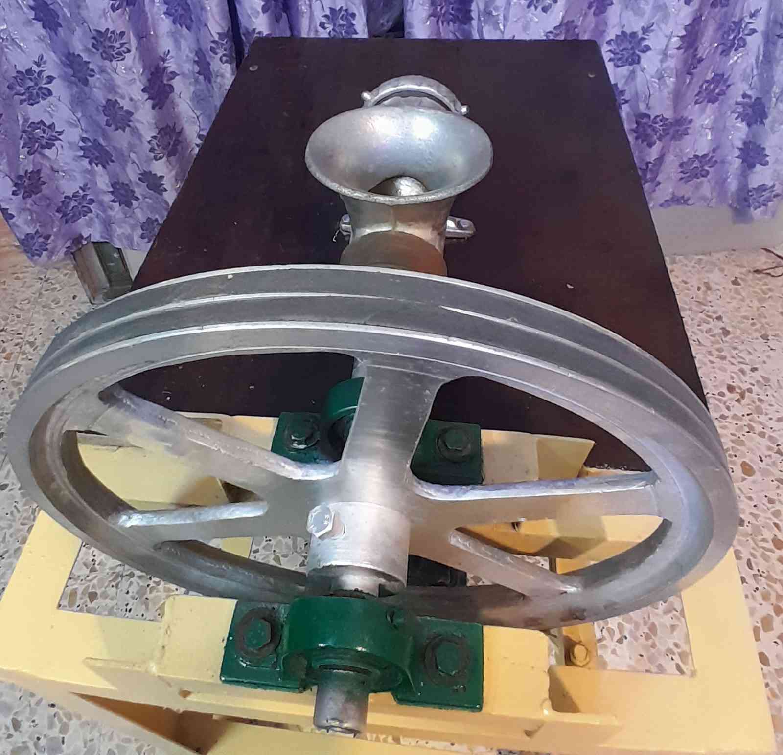 مكينة ثرم حجم 32 اصليه جيكيه نظيفه جدا   ماطورها  كبير 2 حصان بلادي
 سعر 275 الف  للاتصال  *********** بيه وتساب مكان بغداد
