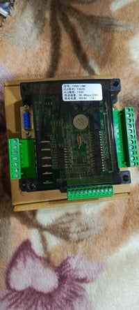 Plc Fx3u 8 مداخل رقمية 6 مخارج ترانسستور 6 مداخل Analog  2 مخارج Analo...
