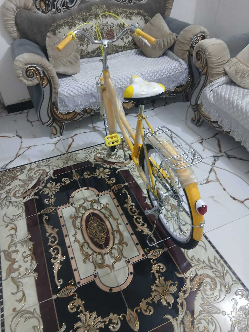 بيسكل بناتي حجم 24 السعر 110قفل الرقم 7830864777


**إذا كنت صاحب هذا الإعلان وتريد حذفه لأي سبب، رجاءا أرسل رسالة إلى الدعم الفني**