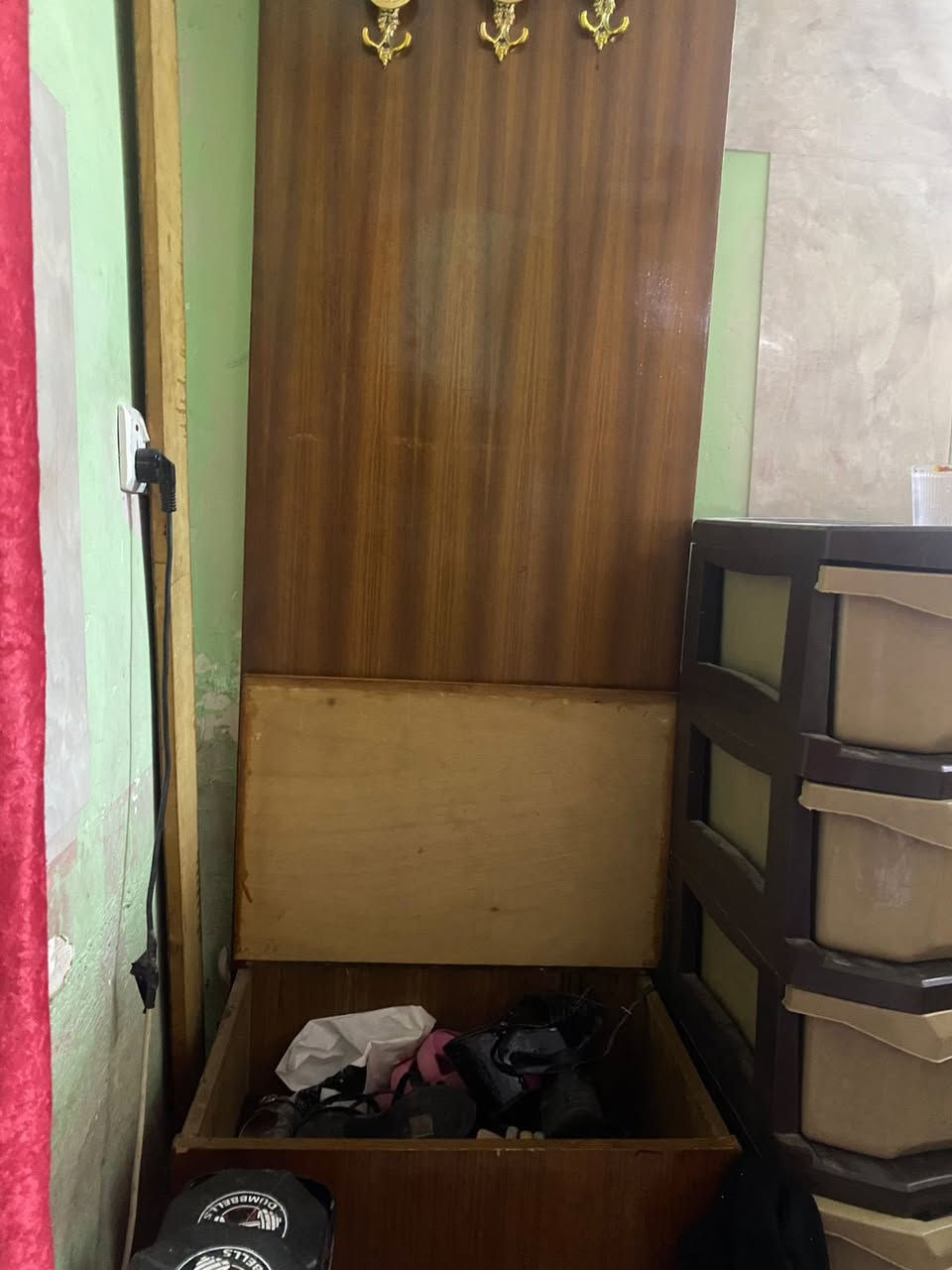 غرفه صاج عراقي اصلي سعرها 300 الف ***********
