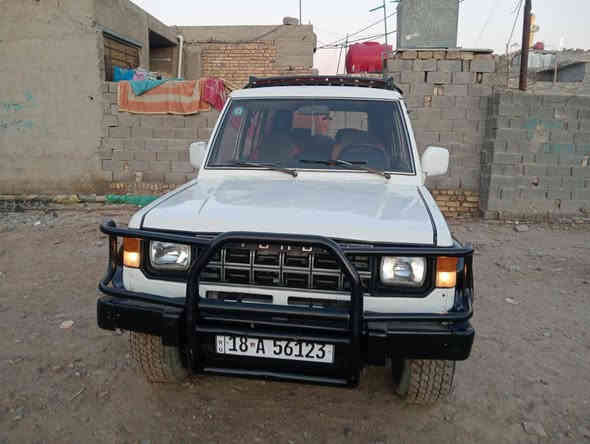 السلام عليكم باجيرو للبيع مديل ٩١ رقم جديد نكليزي محرك ففتي جديد تخم تاير كهربائيات كلهة شغاله سعر ٥٣ وبيهة مجال لشراي  حي طارق شارع الوسط رقم راعي سياره  مكلف بل نشر ***********
