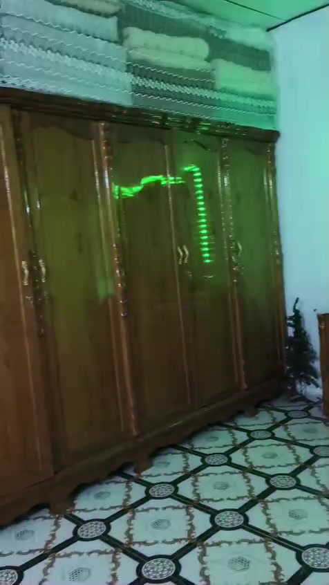 غرفه نوم مستعمله قليل نضيفه كلش اتصل ***********
