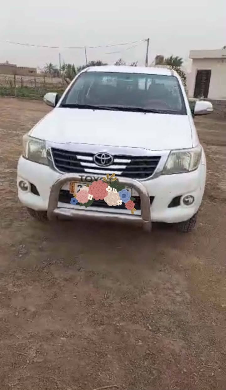 سياره تيوتا نظيفه. مكفوله كفاله عامه ماشيه170  بأسمي   رقم سليمانيه انكليزي تريد تحويل تريد وكاله  كير عادي للتواصل رقم ***********
