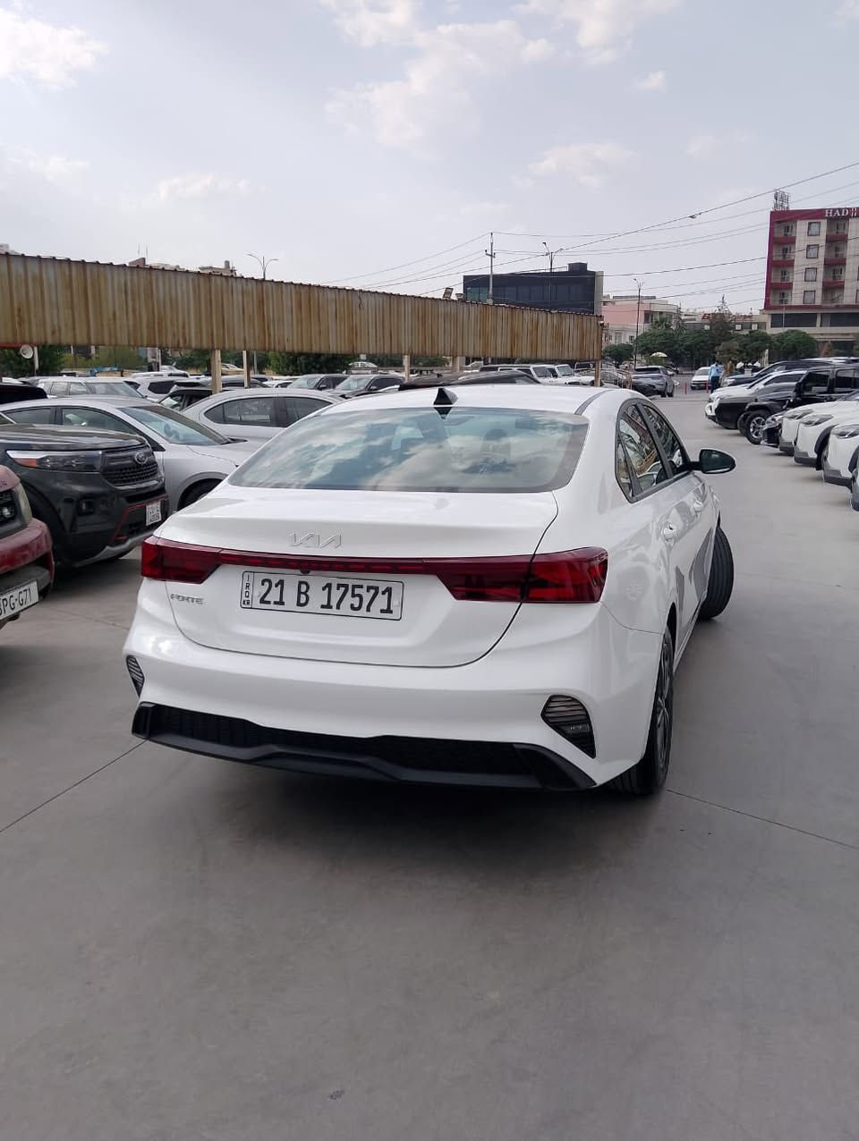 سلام عليكم
كيا فورتي 
موديل 2022
مواصفات نص فول 
ماشيه 21 ألف ميل 
حادثه فقط بونيد بدون ايرباك 
حجم مكينه 2000 دوش
رقم سياره سليمانيه 
مكان سياره سليمانيه 
سعر 168
رقم ***********
