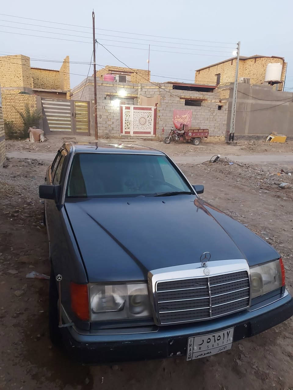 مرسيدس دب موديل 1990

مكينه بطة2500 ديلكو 
مكينه وكير جدد
حداديه امامي وخلفي جديده 
تخم تاير جديد 
سنتر لوك 
اريل كهرباء
غرفه جديده
كهربائيات شغاله كله
قواعد دبل بلاد شركة
مصبوغه عام بدون ضربه وخياس 
مكان السيارة ذي قار سوك الشيوخ 
للاستفسار ***********《السعر 45 وبيه مجال》
