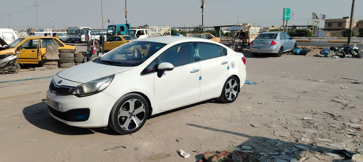 كيا ريو 2014 خليجي بيع او مراوس داخل لونين محرك 1600  بيه صبغ 4قطع رقم مثنى فول عده فتحه تحكم حساسات شاشه كامره تبرد ثلج خمسه ويل كب سياره جاهزه محرك كير كله جديد سعر 88 رقمي واتساب *********** سونار مرفق بصور
