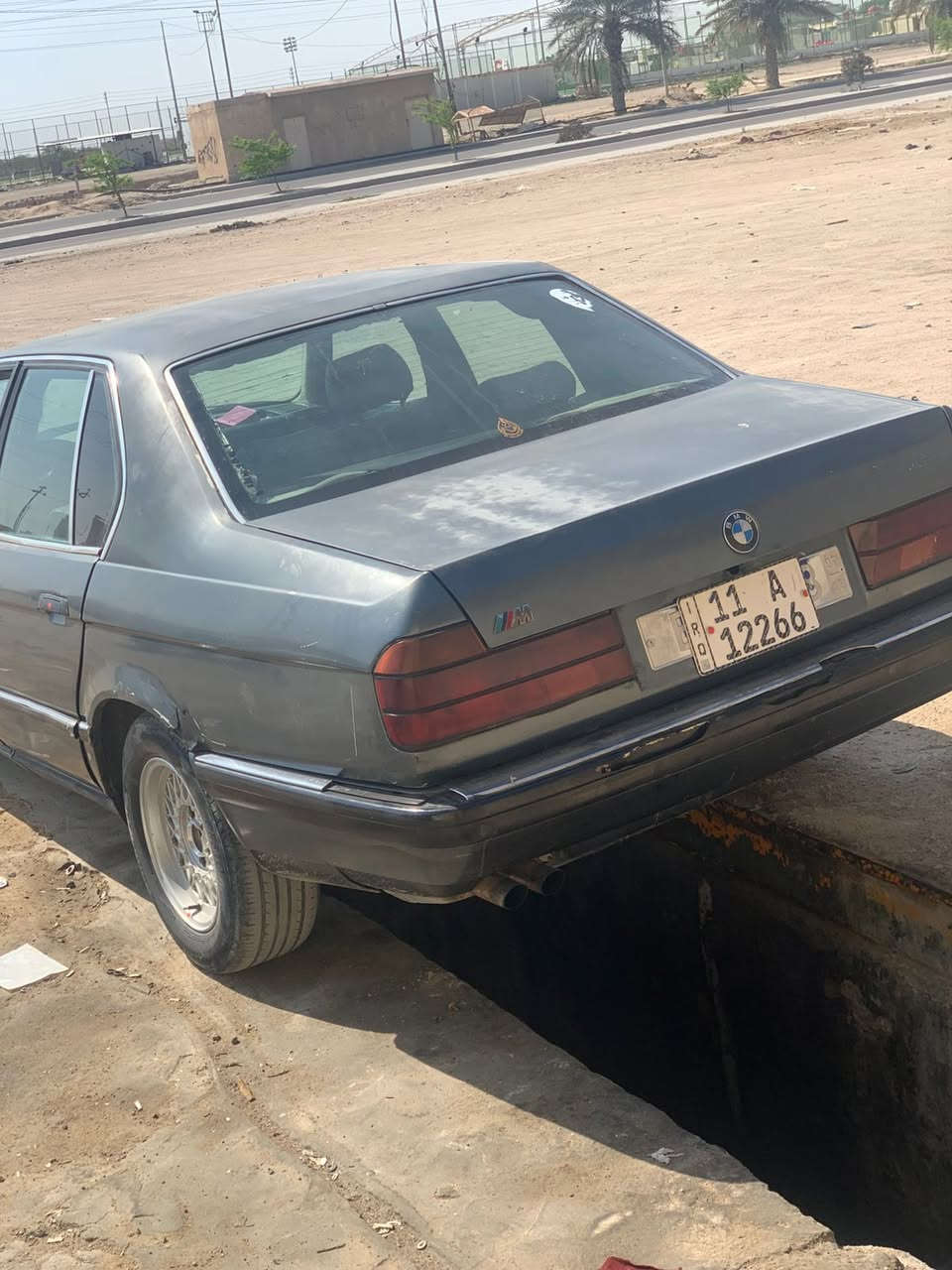 بيم 735سياره بسمي سياره جاهزه من حداده ستوا مبدل مكينا صالي شهر***********35  بيها مجال
