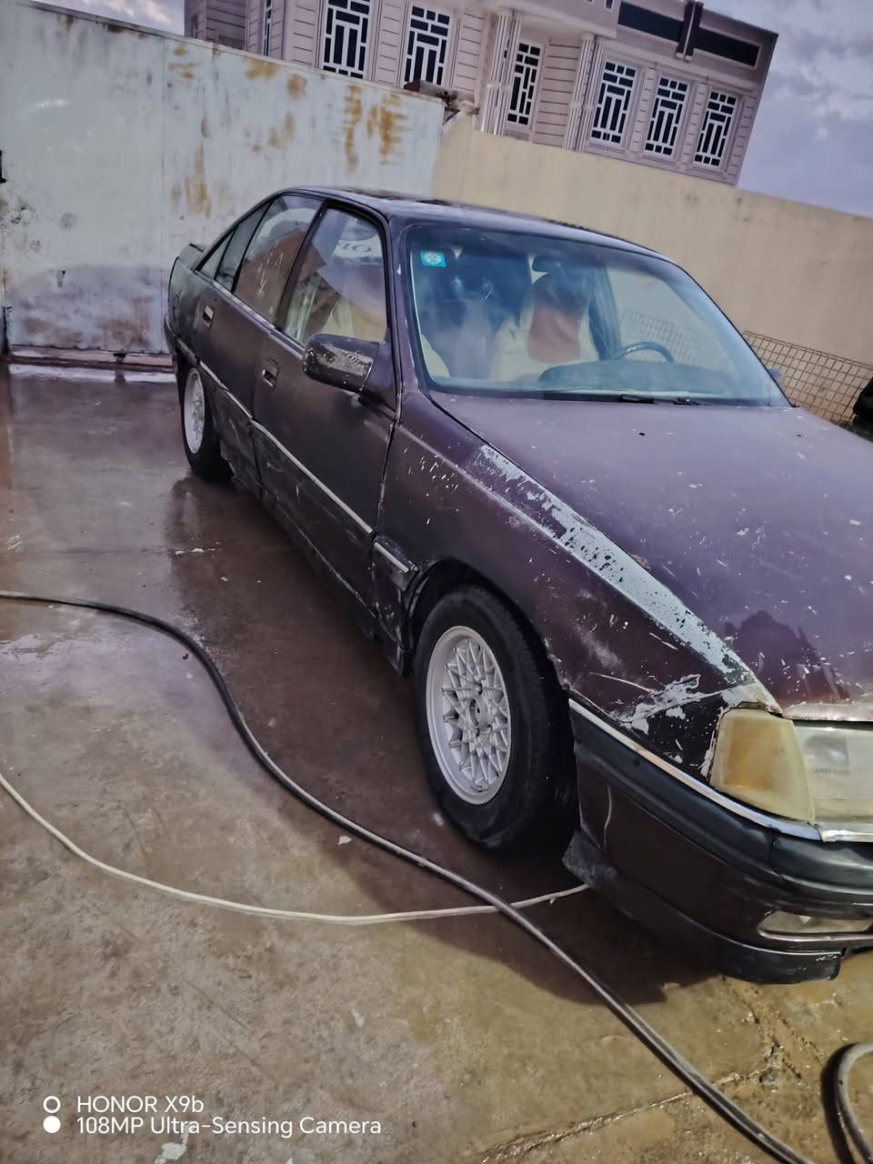 سلام عليكم سياره موديل ٩١ سنوية ٢٩ رغم جديد سعر٢٠ وبها مجال ***********
