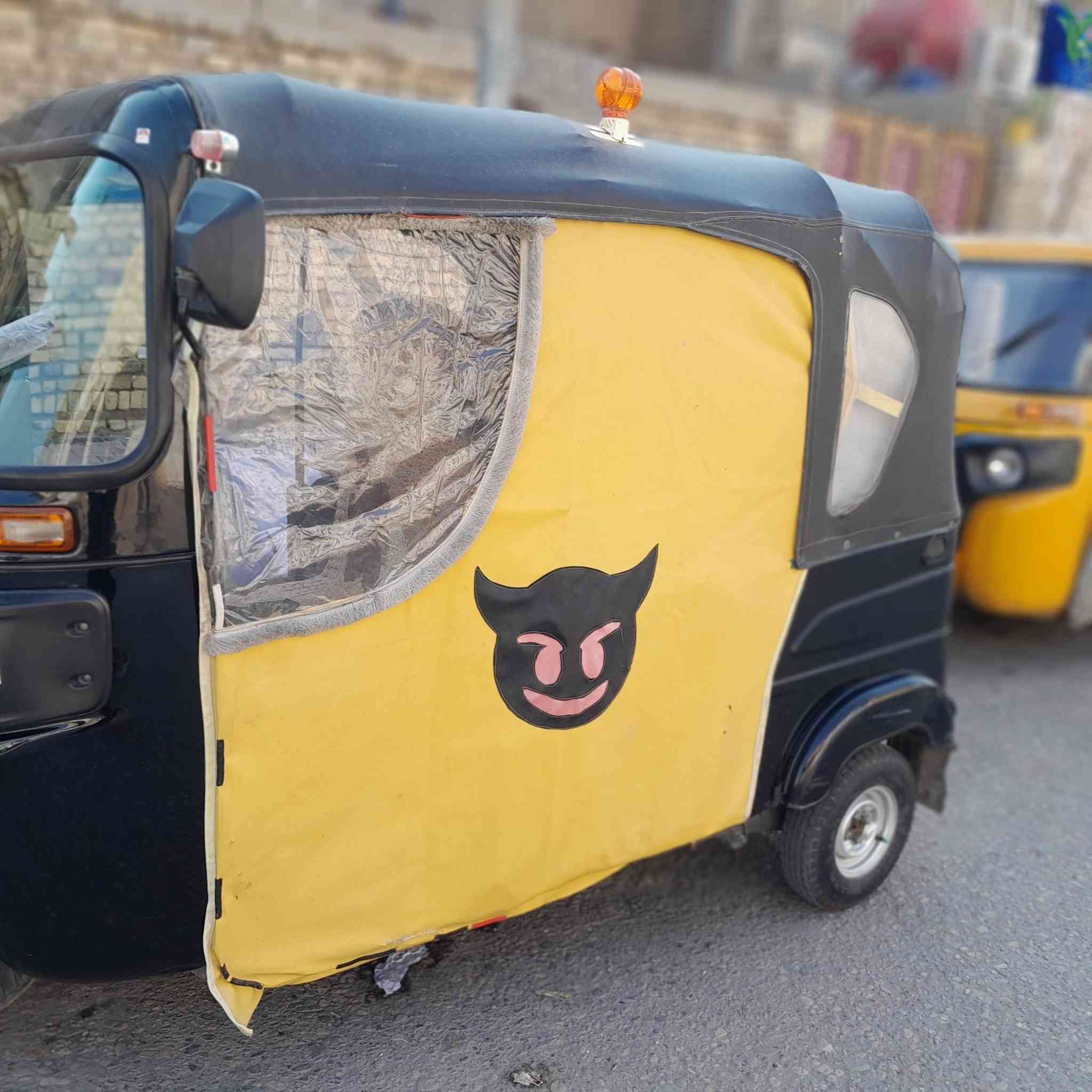 سلام عليكم شباب تكتك البيع موديل 23 شهر 10/ 11 تكتك مكفوله كفاله عامه تكتك  تفيلس ما متفيلسه وحق الله تكتك مال بيت ما متعوبه المكان المجر الكبير  الشراي يتصلل
‏‪***********‬‏ 
***********
