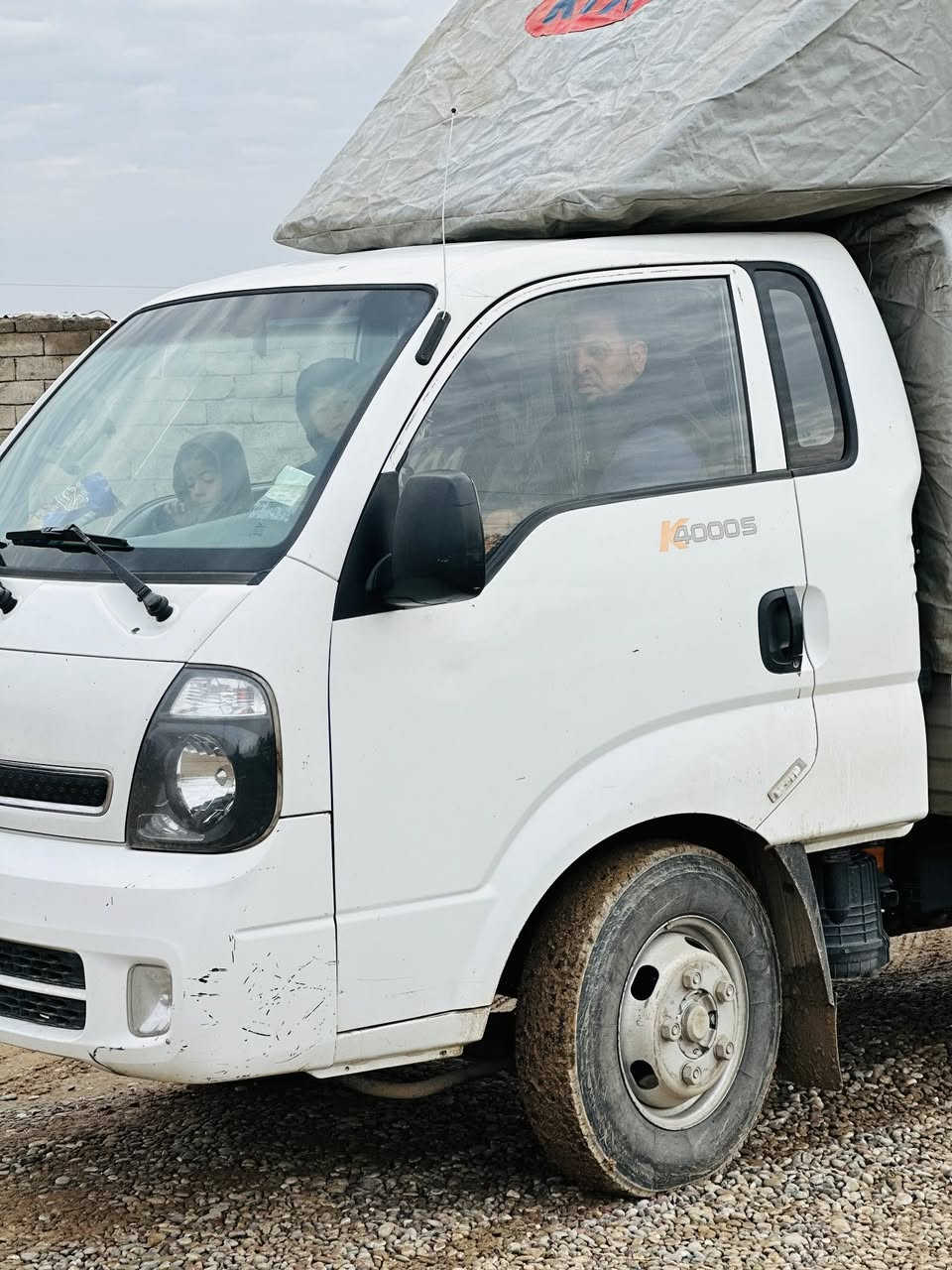 كيا فحل محرك. 4000لمفتوح. موديل.٢٠١٩ رقم صلاح الدين .
السياره.. مكفوله. من صبغ وتبديل. وبارد. قطره صبق مابيها كير محرك اكسل . مكفول 
محوره تاير خلفي. "١٤ .. محجل جادر وقمبوره كامله سياره نضيفه. وجاهزه شغل وامش... 
عنوان.صلاح الدين شرقاط الخضرانيه. 
. . 

***********‬
