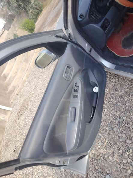 سني سامسونك 2009 ادوات ادوات
ومتومة 
گير ومحرك شرط 
تدفىة تبريد شرط 
صدر جديد   اقتصادية بالبانزين 
جوم كهربائيّ 
قفل مركزي     سياره جديده 
السعر ٤١ وبيها مجال بسيــــــــــــط
***********
