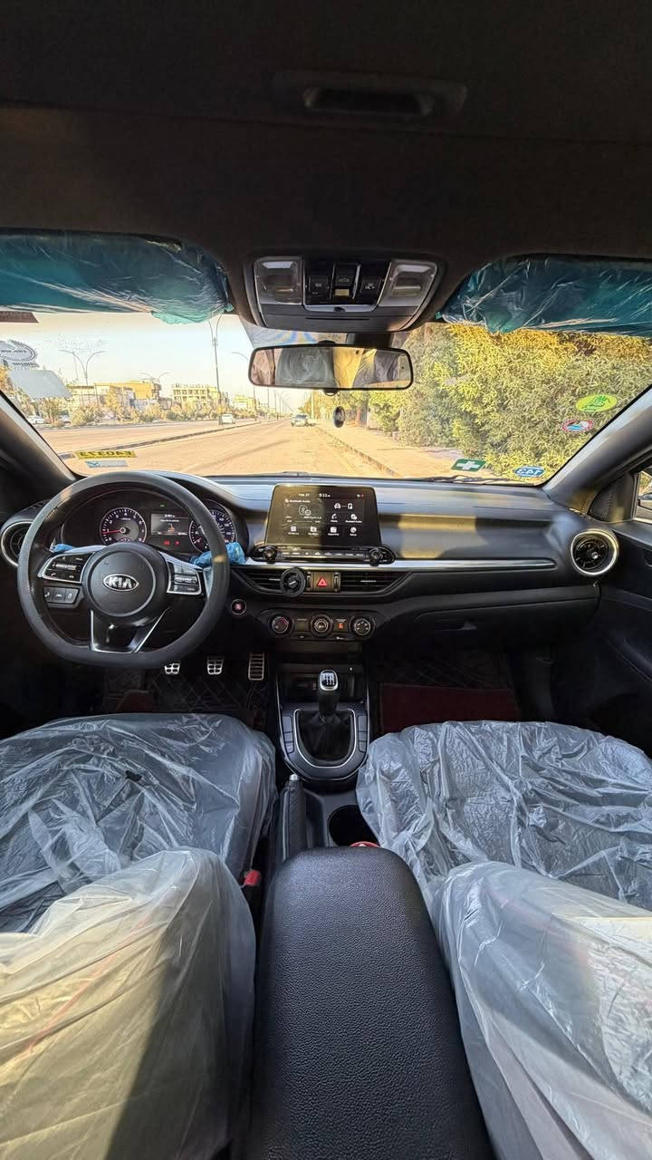 السلام عليكم 
للبيع كيا فورتي gtكير عادي 6نمر عدا البگ
مديل 2021
محرك 1600 تيربو 
فول الفول 
بصمه 
رادار 
قيادة ذاتية 
توقف ذاتي
تحديد مسار  
نقطه عمياء 
سلايد روف 
كامره دواره 
سستم صوت هارمن كاردن ودمام بلاد صوت كلش قوي 
ويل gt18
فول تحكم ستيرن 
ابل كار بلي اندرويد اوتو بلادي 
سياره جاهزه من كلشي وجديده 
رقم اربيل تحويل او وكاله 
حادث السيارة تبديل جاملاغات اماميه اثر تخريب بدون حادث وبيعا بارد قليل 
السعر 118 وبيها مجال 
مكان السيارة النجف الاشرف
***********
