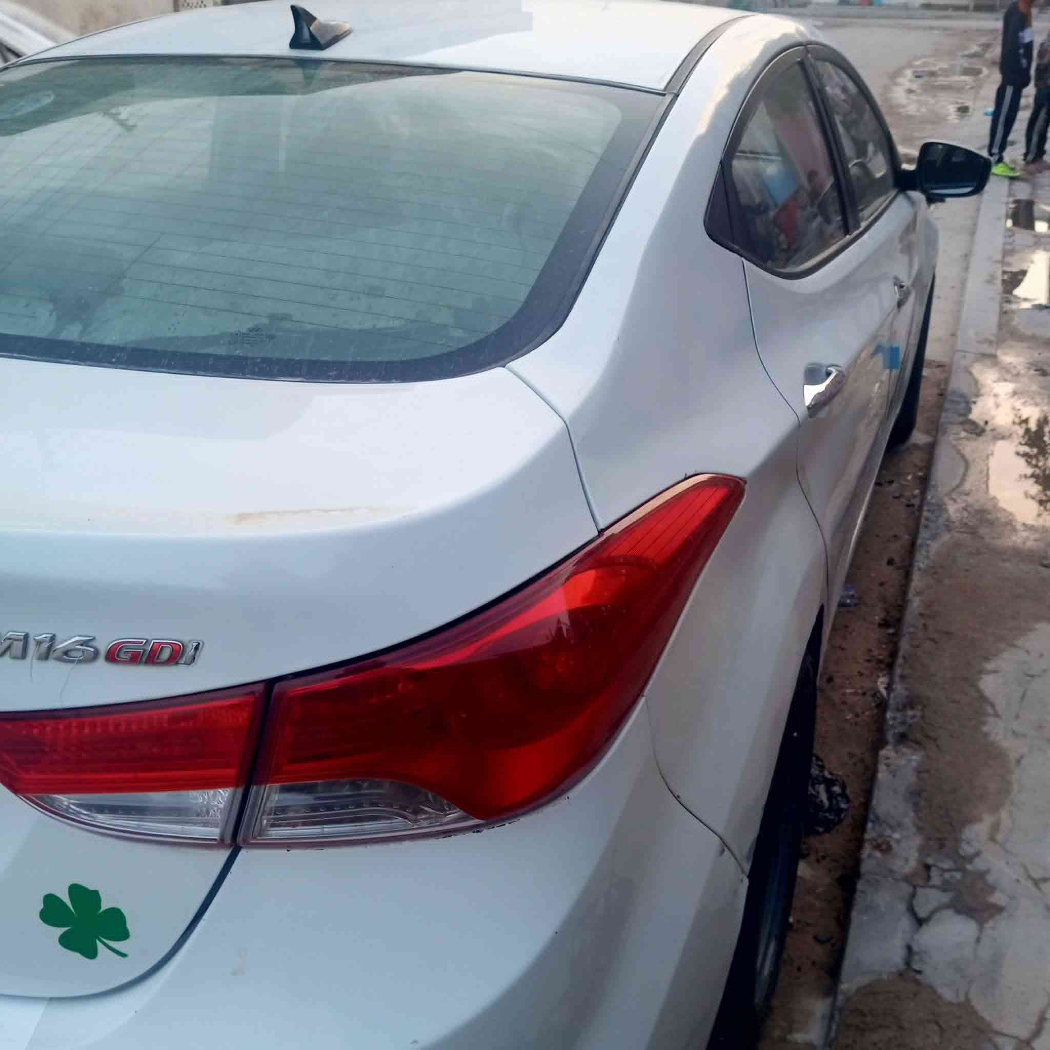 إلنترا ١٤متوم طبق الأصل شمالي انكليزي كصه جنطه سياره جاهزه مكينه كير حدادية تخم تاير جاهزه من كلشي السعر 47وبيها مجال مكان السياره بصره للتواصل
***********
