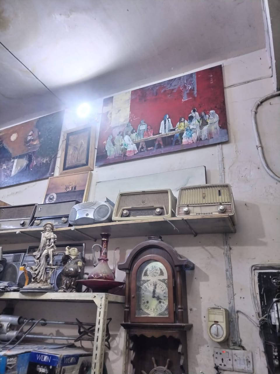 ابيع شلعه وحده مخزن خرز وانتيكات للبيع. مكاني بغداد المحموديه. ٤٠ محبس فضه اصلي وحجر اصلي.  ٢٠٠٠الفين خرزه غراض انتيكات مايقارب ٣٠٠٠قطعه مع راديونات وتلفزيونات القيثاره  السعر ١٥ مليون  حمل كيات اثنين أو أكثر    وبيهن خير من الله.  تجي شوف بعينك.  تحياتي للطيبن والرزق على الله.   ابووسام المحمداوي


**إذا كنت صاحب هذا الإعلان وتريد حذفه لأي سبب، رجاءا أرسل رسالة إلى الدعم الفني**