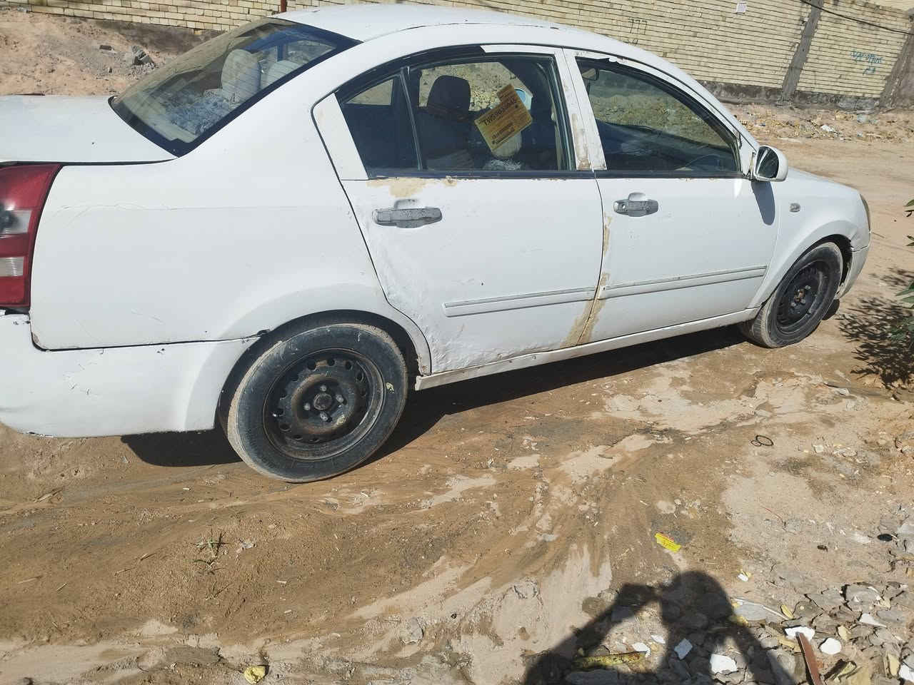 للبيع شيري أي فايف 2013 رقم قادسيه رقم راعيها راح مني ابيع بدون راعي سنويه نافذه بل 2025 سياره جاهزه وشغاله سعر 15 ورقه مكان نجف رقم ***********
