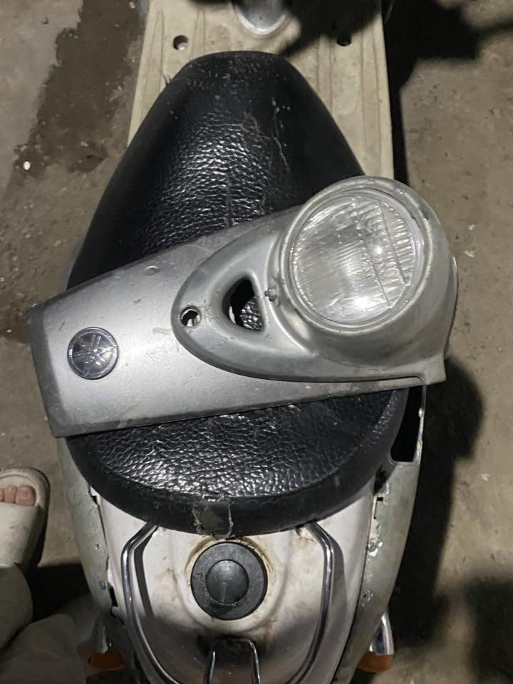 دراجة عبد الحليم للبيع شغاله هندر نقص بس باتري
مكان شهداء البياع موجود خاص و رقم***********
