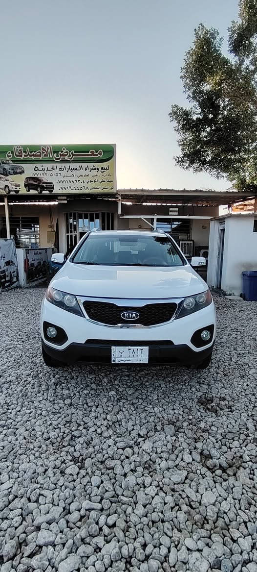 السلام عليكم الغوالي
للبيع أو مراوس 
سورنتو موديل 2012  خليجي
السياره بيه بنيد صبغ فقط
بدون لاحادث ولافتح
رقم بغداد 
مواصفات
مكينه 2400 دوش جديده
كير جديد
حداديه امامي خلفي جديد
تخم تاير جديد
تبريد تتفه شغال 
بصمه
شاشه كبيره
7 راكب
السعر 140 وبيه مجال لطيبين
مكان سياره بابل الهاشميه
للستفسار اكثر اتصل
(***********) (***********)
