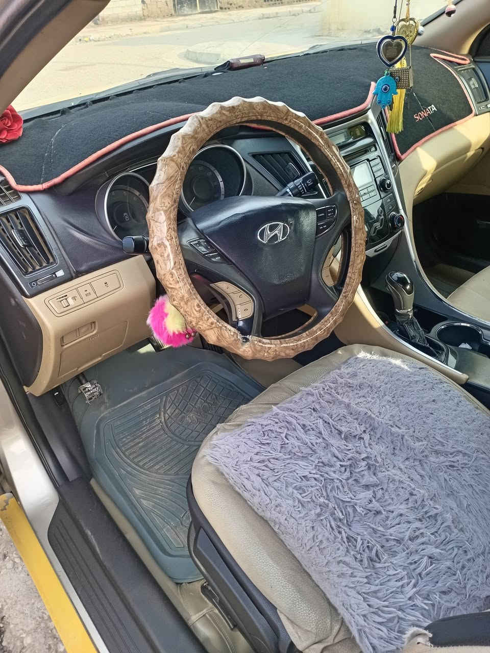 سلام عليكم سوناتا 11 أمريكي بسمي رقم انكليزي لعنوان واسط صويره ليبل  واحد رقم ديالى سعر 88 بيه مجال هزه جديده مصفره هيا وغرامات  ***********
