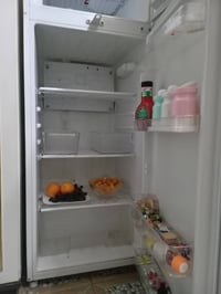 ثلاجه • شغاله • للبيع