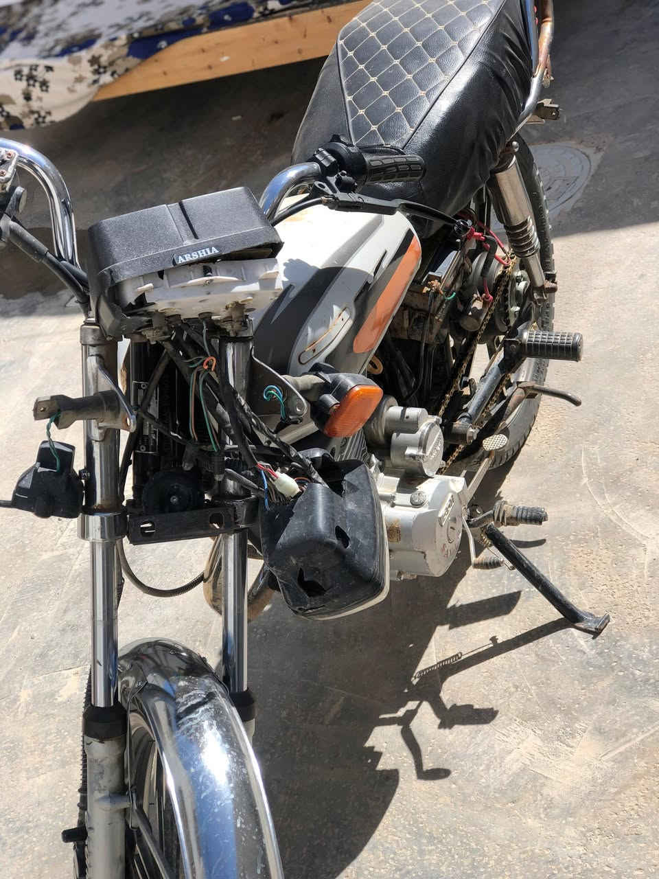 للبيع سيفان 5كير مديل 2021 الدراجه ضايعه اوراقه اتكفله اسويله مكاتبه عن السرقه  ب٣٥٠ الدراجه نكره سلف كهربائيات كوله شغاله ***********
