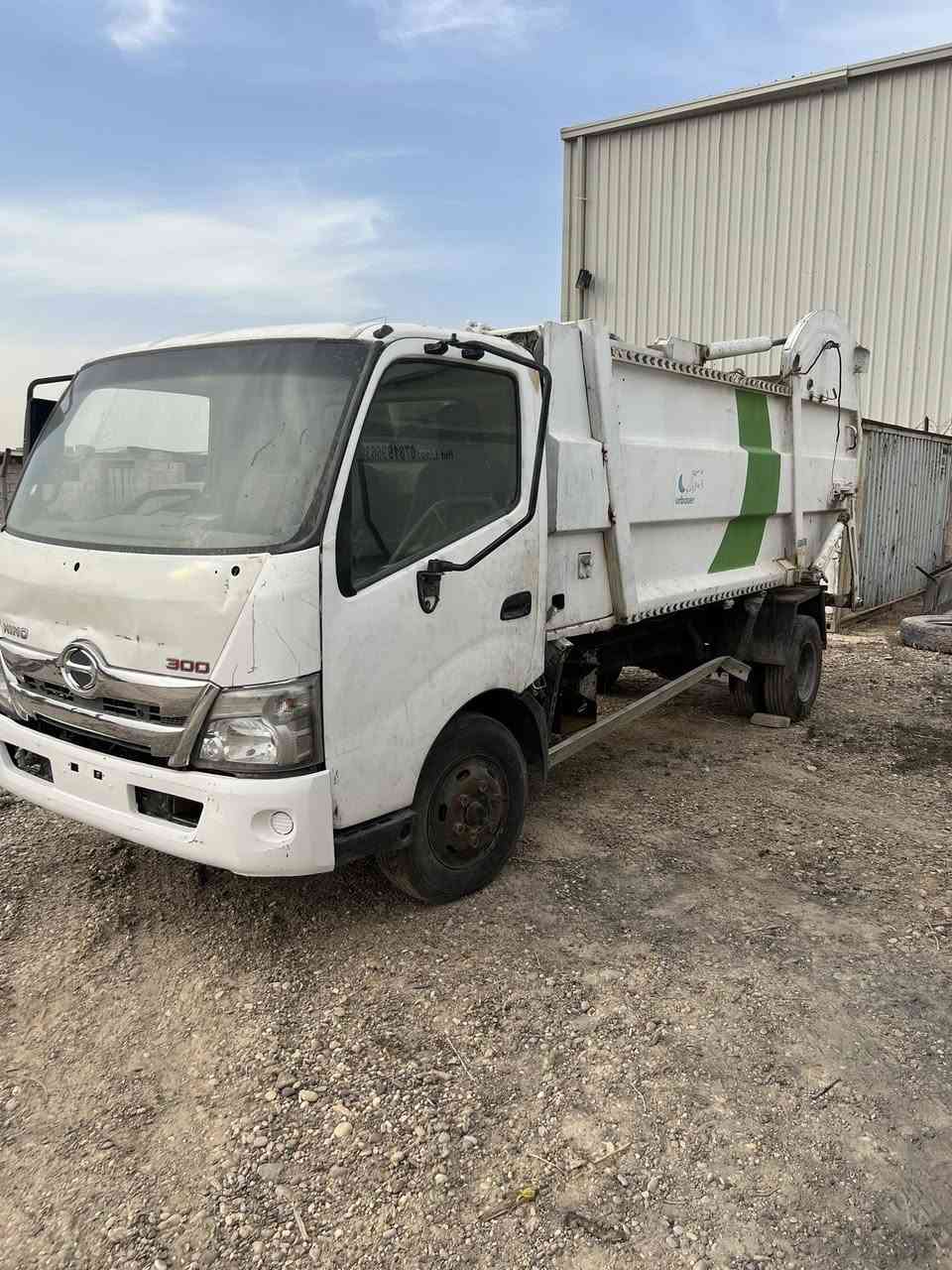 هينو عدد 3
دخول جديد بمديلهن  بيهن 
حجم ال 300 مديل 2018  بيهن نقص مكينه وكاردن  وكماليات
حجم ال 500 مديل 2016  نقص تايرات وكماليات
للاستفسار : ***********
