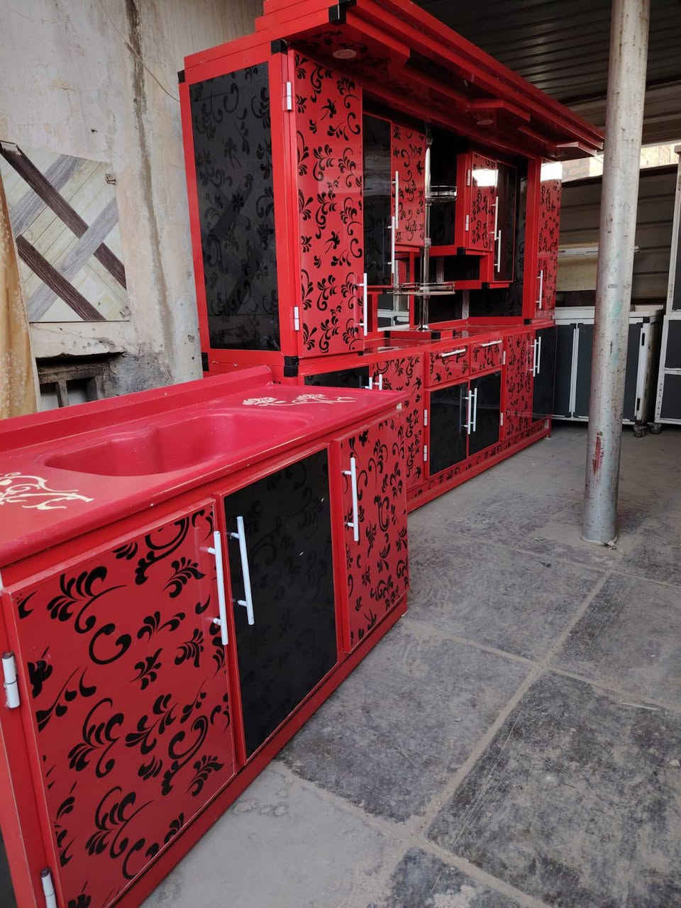 كاونتر تزكام ثلاث امتار والسنكي متر ونص مرمر اخو الجديد ***********
*********** العنوان الديوانية
