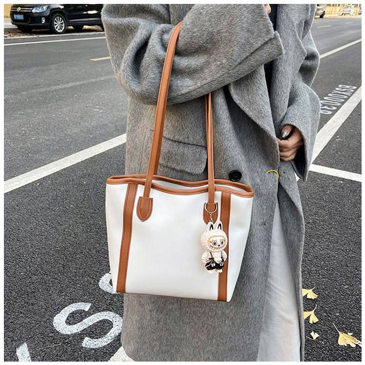 توت باك كيوت كوالتي عالي
يتناسب مع الموظفات وطلبه الجامعات 
القياس 35 *25*11 سم  

سعر الدرزن: 72 الف فقط 🔥

الدرزن يحتوي على 12 قطعه

اقل طلب نص درزن


**إذا كنت صاحب هذا الإعلان وتريد حذفه لأي سبب، رجاءا أرسل رسالة إلى الدعم الفني**