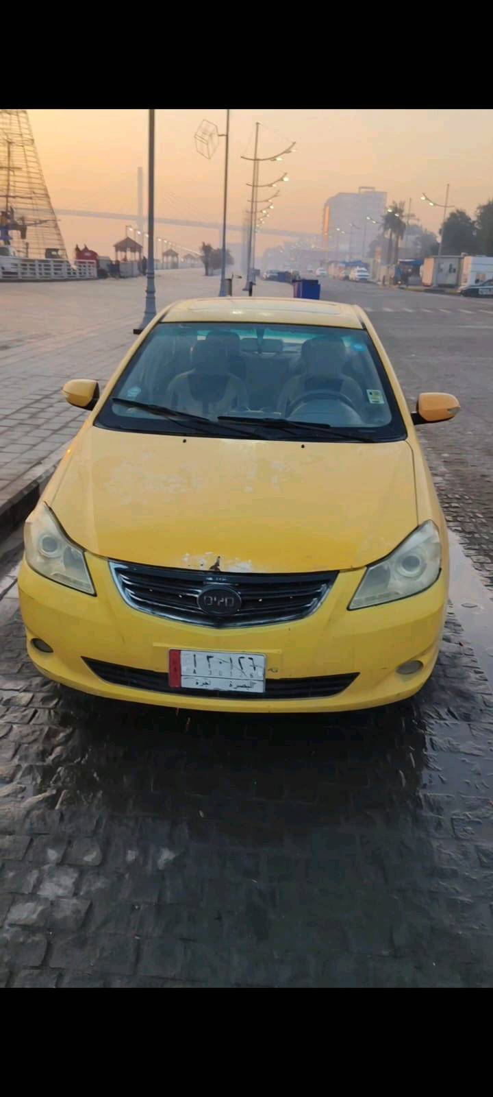 سياره بي وايدي  موديل 13السياره باسمي شرط التحويل السياره خير من الله بيها خيط تبخير حداديه كلها جديده شاشه بصمه تنته تجي وشوف وبيها مجال