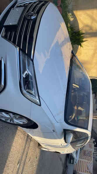 للبيع سيارة Mg5 

بصمة عدد 2

موديل2023 لون أبيض رقم بغداد وبأسمي

تحويل جاهز ثاني يوم

السيارة ماشية 8000 k وبضمان الشركة

6 سنوات او 200 الف كيلو

السياره غير مستخدمه بعدها بريحة الشركة وتغليف الشركة

مواصفاتها

محرك 1500 تنفس طبيعي

كاميرا اصلية

شاشه كبيرة اصلية

تدعم كافة البرامج والخرائط

تحكم ستيرن

كروز سرعه

لايت LED اوتو

اشاير بالمري الجانبيه

داخل ابيض

ويل كب حجم 16

وباقي المواصفات المعروفه للسياره وهذه الفئة

مكان السيارة / بغداد / حي الجهاد 

السعر المطلوب للبيع ( ١٠٠ ) ورقة يعني دفتر 

للاتصال ***********
