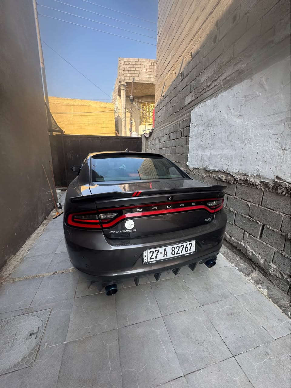 جارجر ١٦ وارد كندي بيها الباب خلف السائق بي رشة صبغ مكينة ٣.٦ السعر ١٧٦ وبيها مجال 
رقمي 
*********** البصرة, العراق
