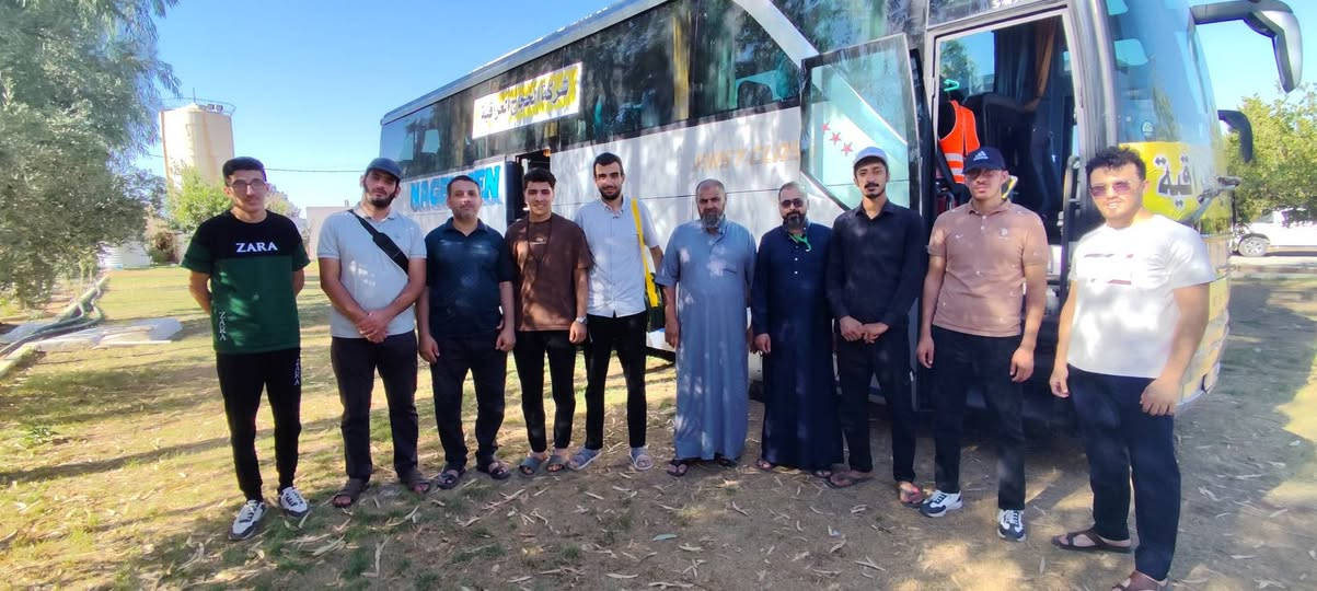 صور من يوميات قافلة شركة الحجاج العراقية للحج والعمرة قوافل البر لعمرة محرم_صفر 1448هـ في المدينة المنورة بجوار الحبيب المصطفى صلى الله عليه وسلم ومكة المكرمة بعد ان اتمت برنامج العمرة كاملا  ولله الحمد. نسأله تعالى لهم القبول والحمد لله على تمام نعمته... 
⭐رحلتنا القادمة برا 🚌 وجوا ✈️ لشهر الثامن 8/2 برنامج 10 ايام وعمرة المولد النبوي 8/20 برنامج  15 يوم ان شاء الله لمن يرغب الاسراع بالحجز وحياكم الله.  
#شركة الحجاج العراقية للعمرة 
***********
***********
