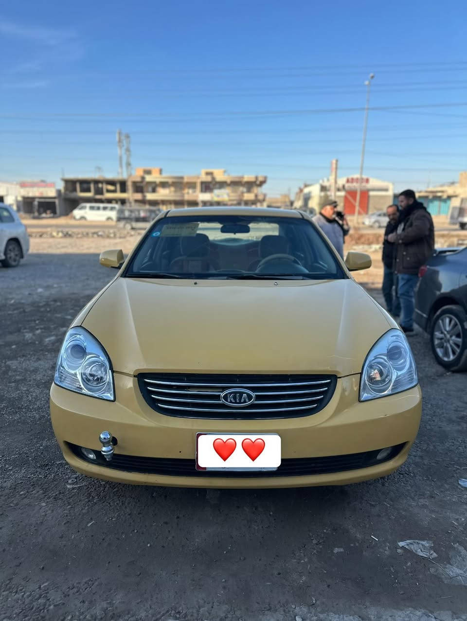 للبيع أوبتما مديل 2006سياره خليجي  سياره صبغ بدون معجون وبدون ضربه سياره جديده بمعنئ الكلمه برغي مبيها نقص  مكينه 2000دوش مكينه كير كفاله صدر امامي خلفي بل جيس تخم تاير جديد لايت زنون سياره كامله مكمله وعله أدينه من 2012 رقم بغداد ب اسمي تحويل ثاني يوم سعرها خاص او اتصل ع رقم والرد سريع ***********
