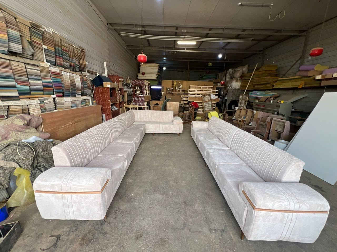 ديوان   تصميم وانتاج معمل قنفات جود 💪❤️☝️ 🫅🫅طلب احد الزبائن 🫣🥰 
تصميم انيق واللون مميزه وقماش  جوده عاليه 
نعمل على تنفيذ وتصميم جميع الموديلات الحديثه ☺️
مع ظمان الجوده ،💪 الدقة بل عمل ،🧐 
والله ولي التوفيق 🤲
العنون ديالى بلدروز الشارع العام مقابل بانزين خانه الحكوميه 
***********   
***********
ابو جود ❤️
