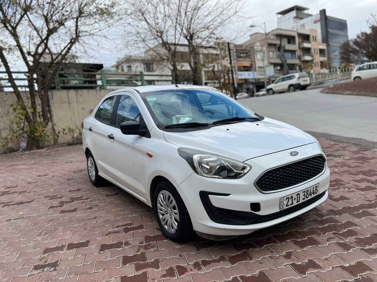 فۆرت فیگۆ ٢٠١٩ بۆ فرۆشتن گێڕومەکینەو تەقەو ڕەقەو تەبرید ساردو گەرم بەشەرت قەترە بۆیاخی نییە وەک شەریکە ماوەتەوە کەمێک ساردی هەیە کەم ڕۆیشتوە سەنەویو ژینگەو ڕێگاو بانی تازەیە تاقمێک تایەی تازەی لەژێرایە سپێری دانەگیراوە مەکینەی نەکراوەتەوە قەباخیشی بەشەرت گێری برخوی بانەدراوە هەموو گیانی بیلادیە سعری ٩٥ گەڵاو معامەلەیە شوێن سلێمانی ژ.م *********** شربازهير, السليمانية
